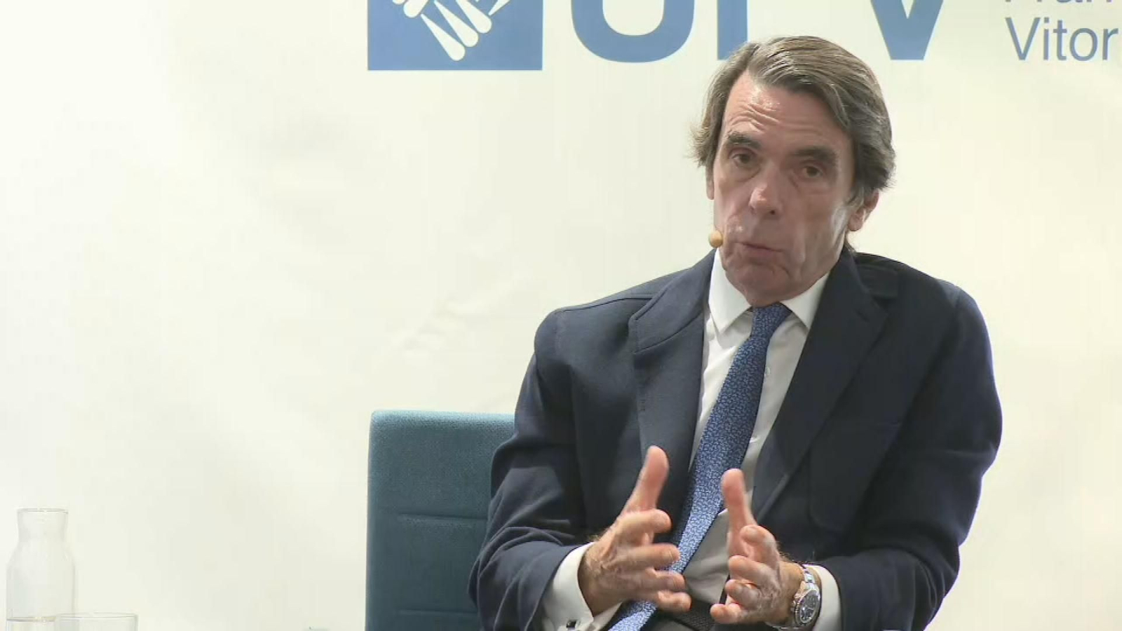 V016 MADRID ESTER MUÑOZ CON AZNAR.Duplicate frame 9960