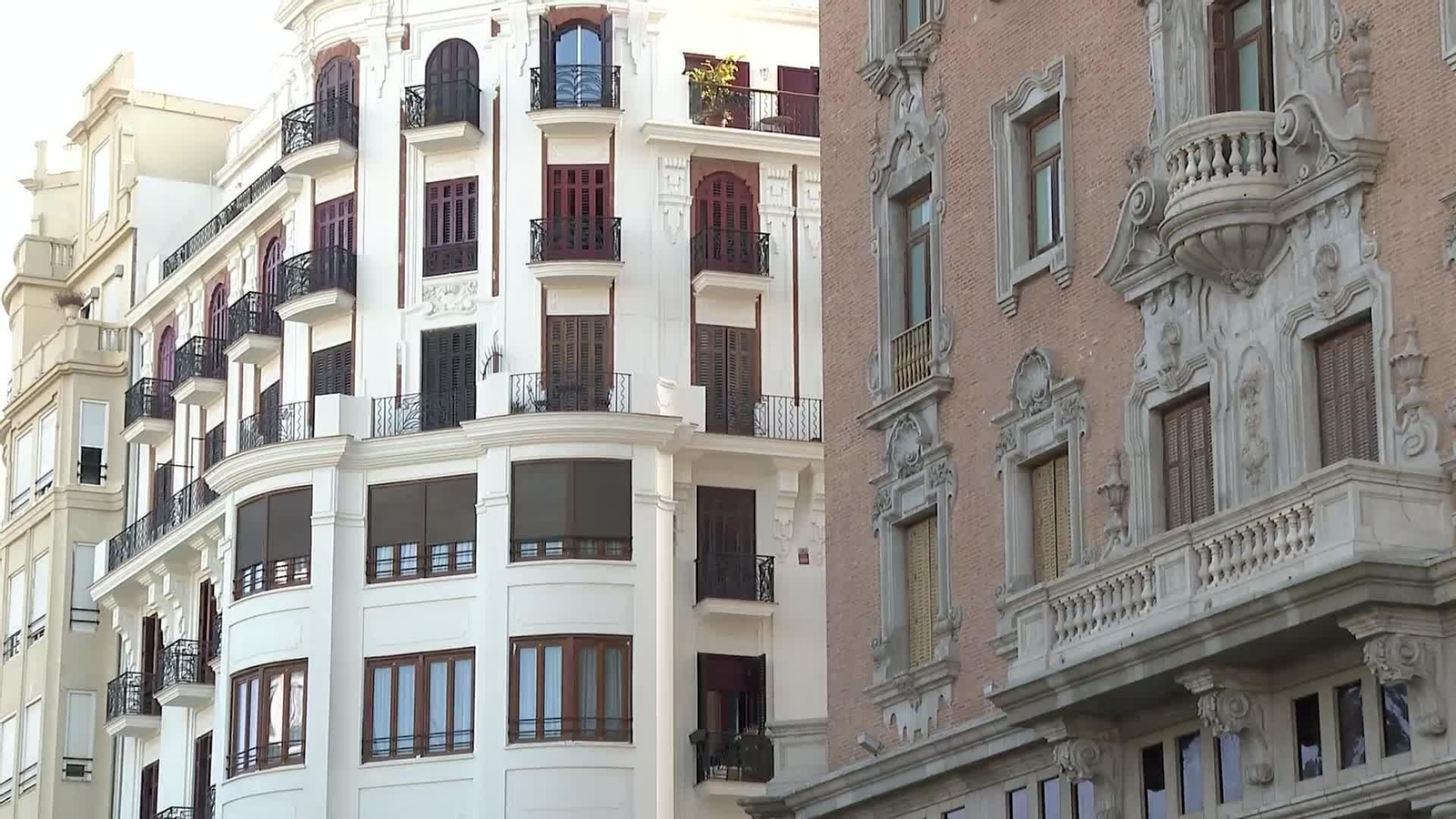 M058-EDI VALENCIA PISOS MILLON DE EUROS