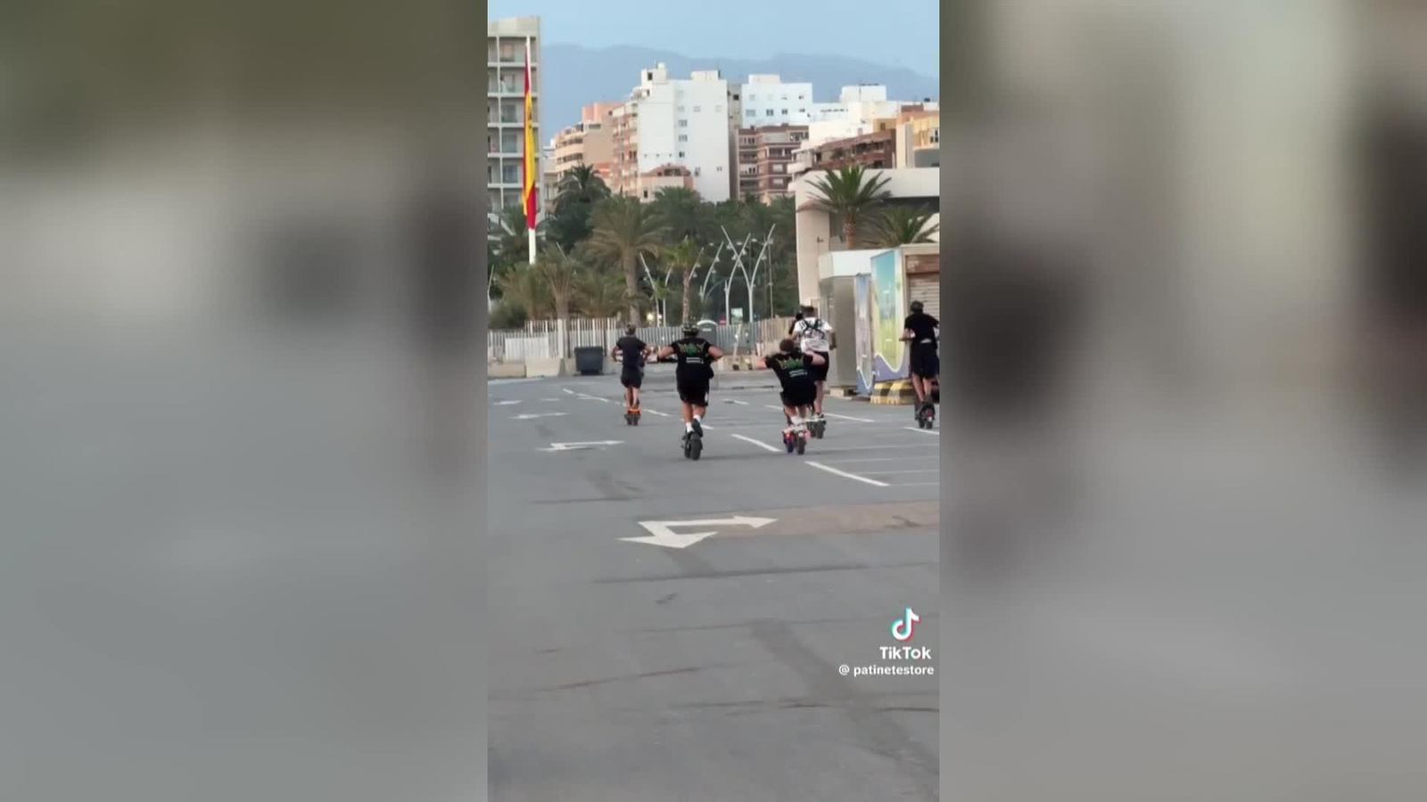 web hordas de patinetes