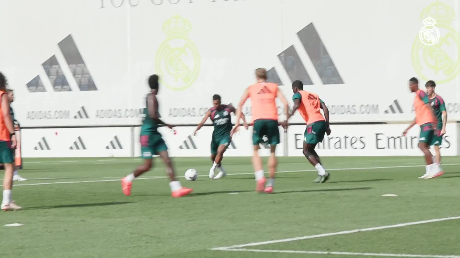 L038-MADRID ENTRENO Y RECONOCIMIENTOS REAL MADRID