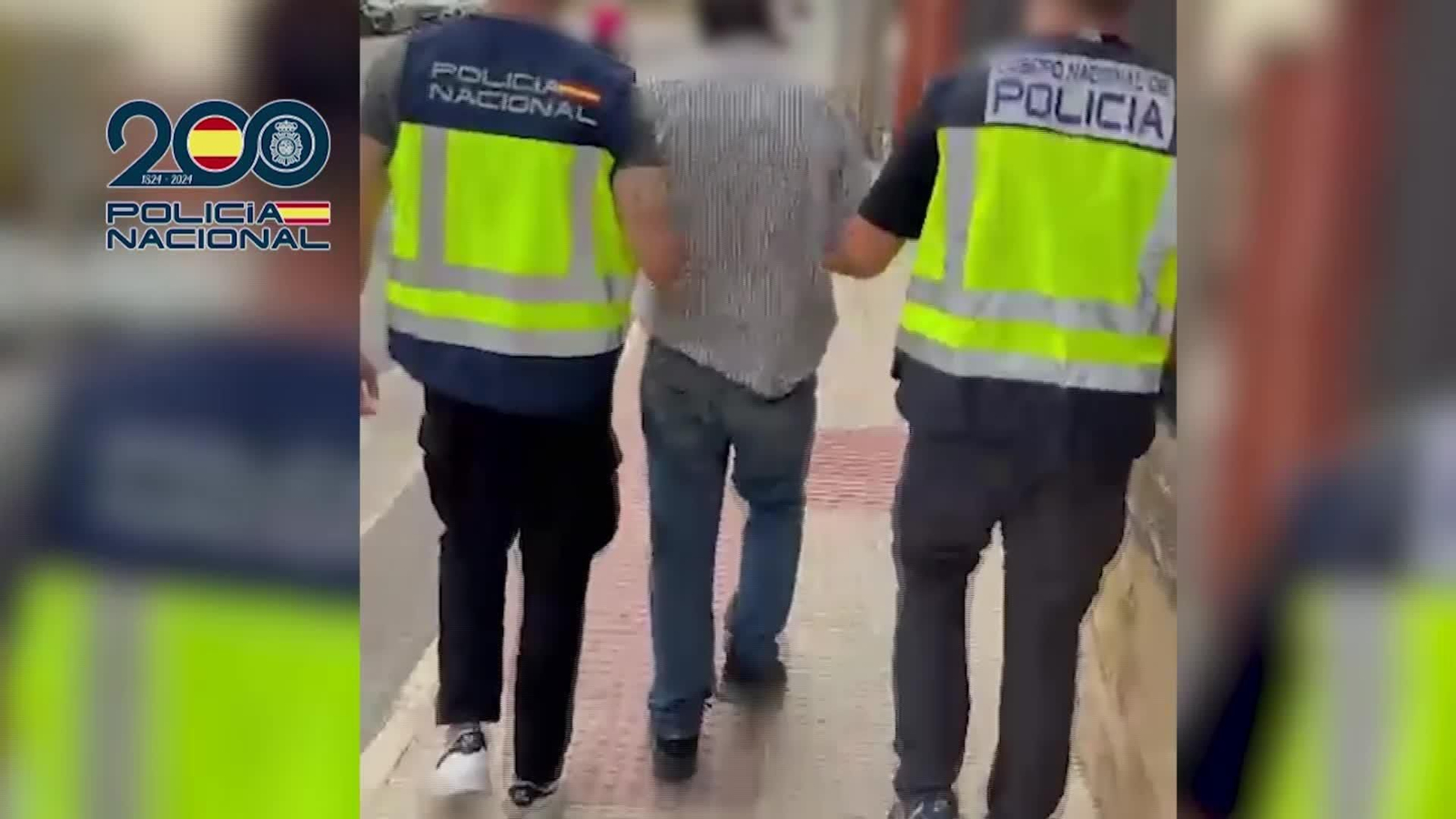 M013-IMAGENES POLICIA CAMIONERO CONTACTO SEXUAL MENOR