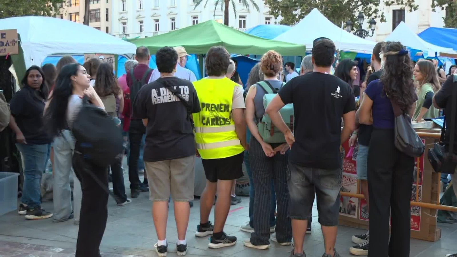 X075-VALENCIA ACAMPADA TARDE