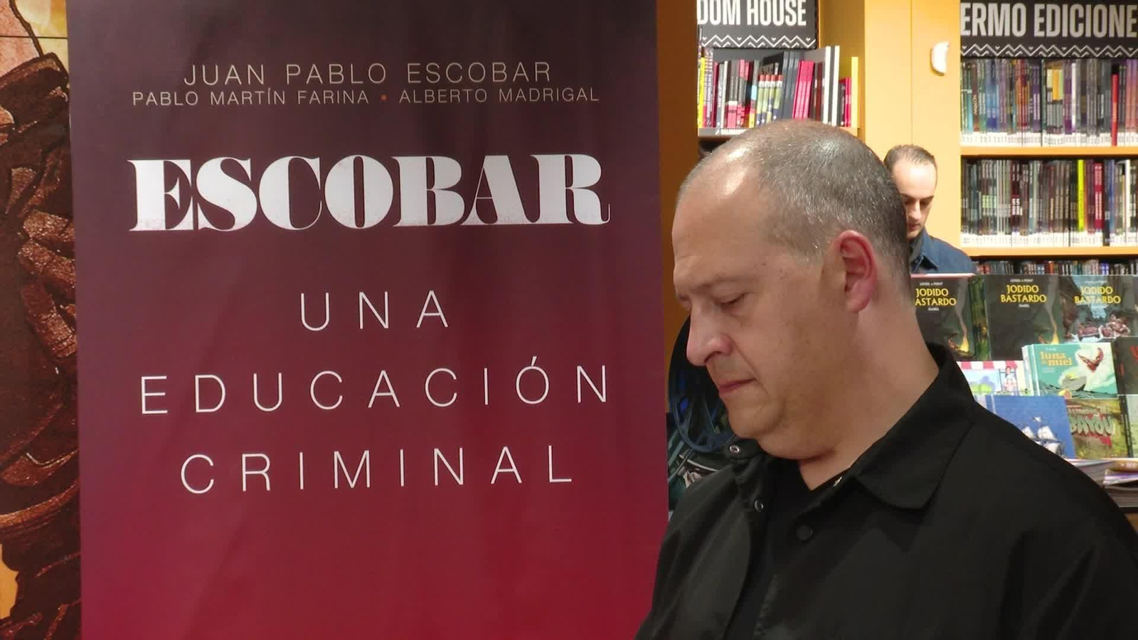 V036-BARCELONA LIBRO HIJO PABLO ESCOBAR