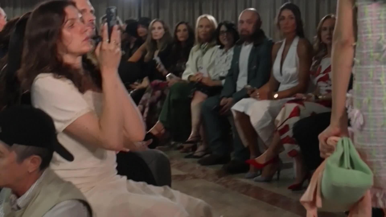 va desfile carolina herrera nueva york