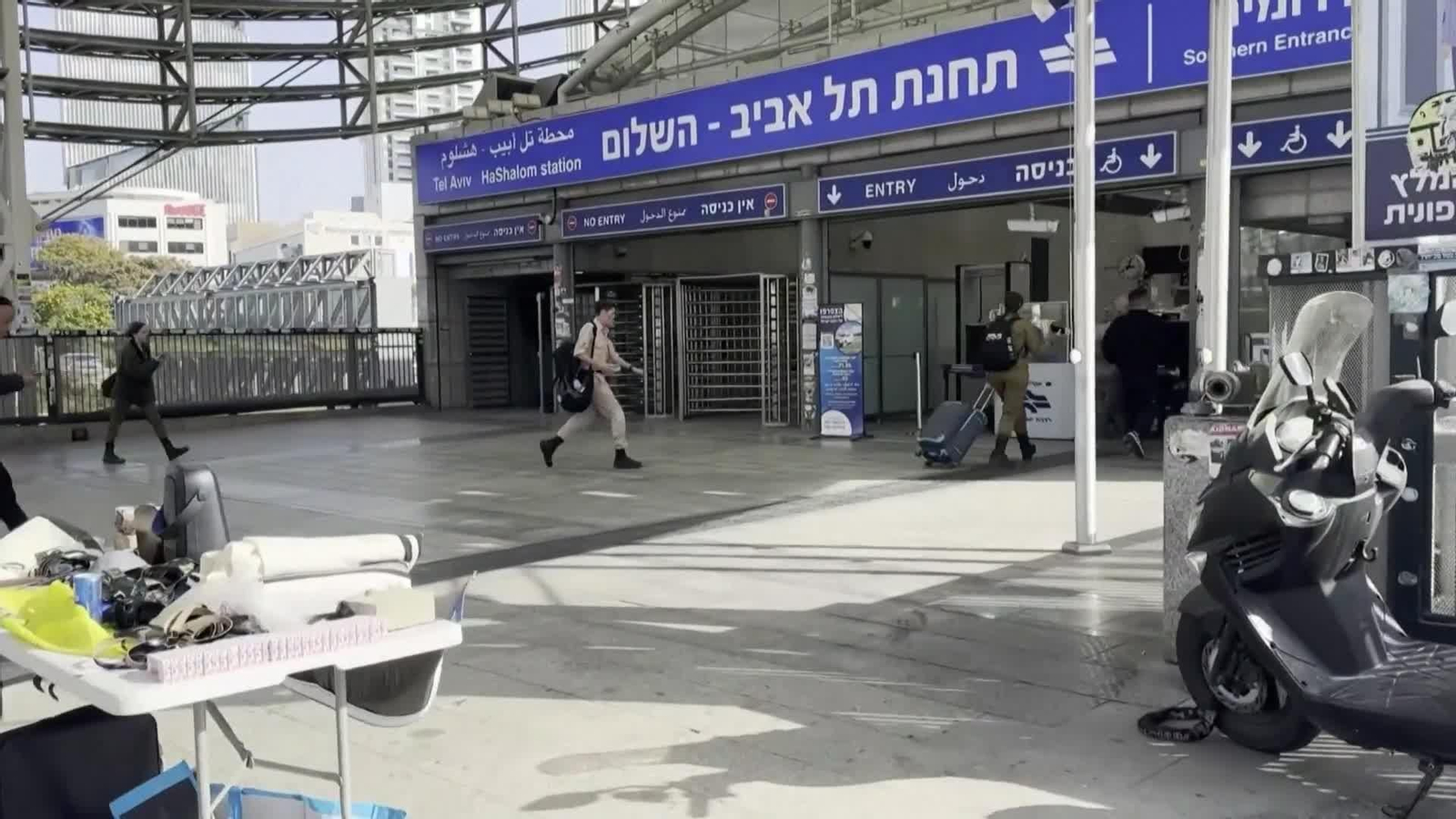 J064-ISRAEL ALERTA REFUGIOS