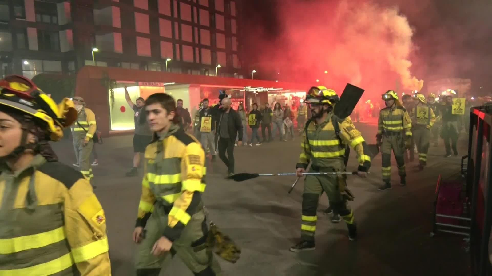 web protestas bomberos web protestas bomberos
