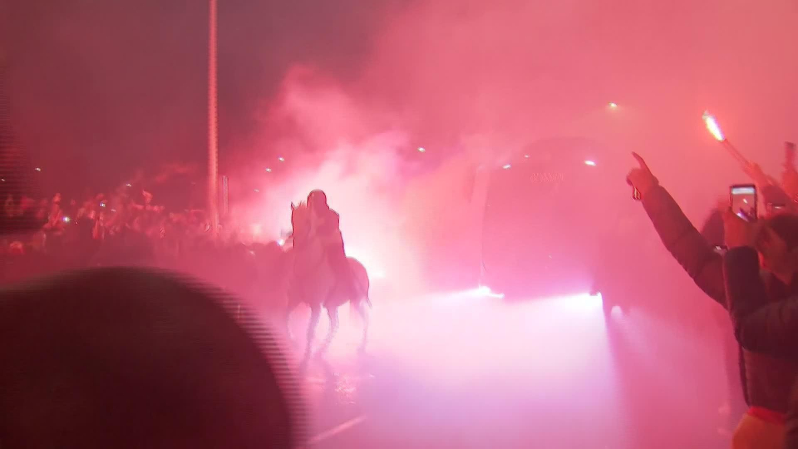 J095-MADRID LLEGADAS ATLETICO FC BARCELONA