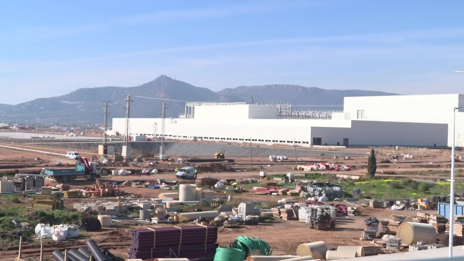 M028-VALENCIA PROBLEMAS ALOJAMIENTO TRABAJADORES GIGAFACTORIA