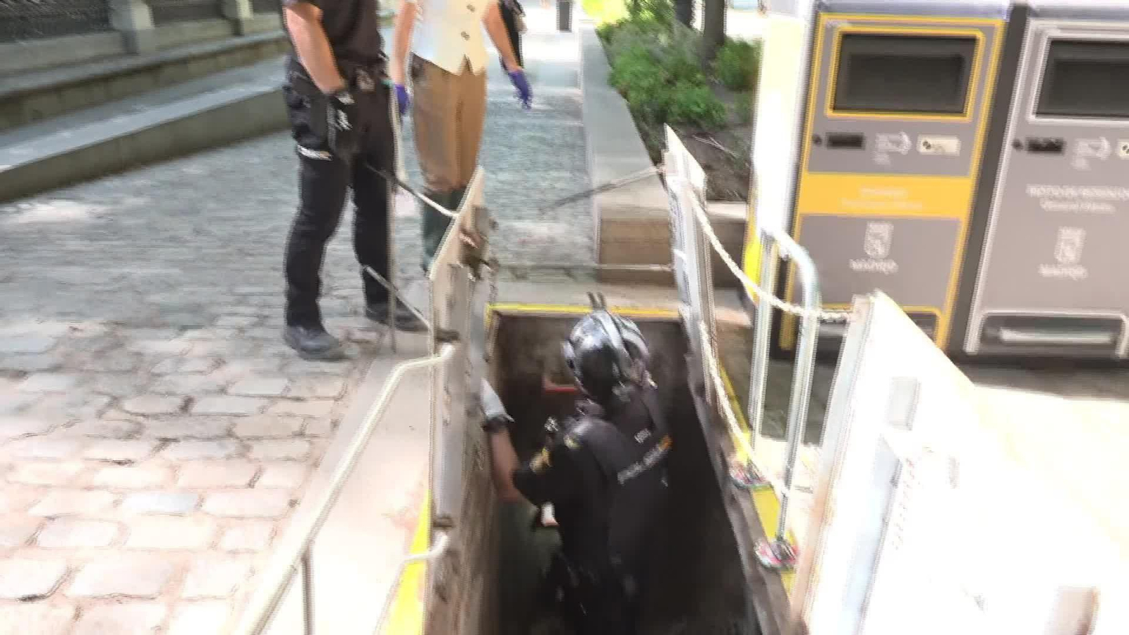 V049-MADRID SEGURIDAD VISITA PAPA