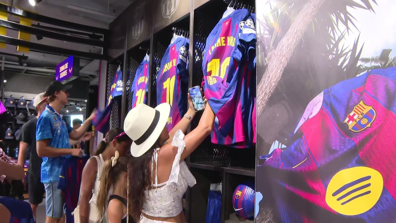 J645-BARCELONA VENTA TIENDA BARSA CAMISETAS LAMINE