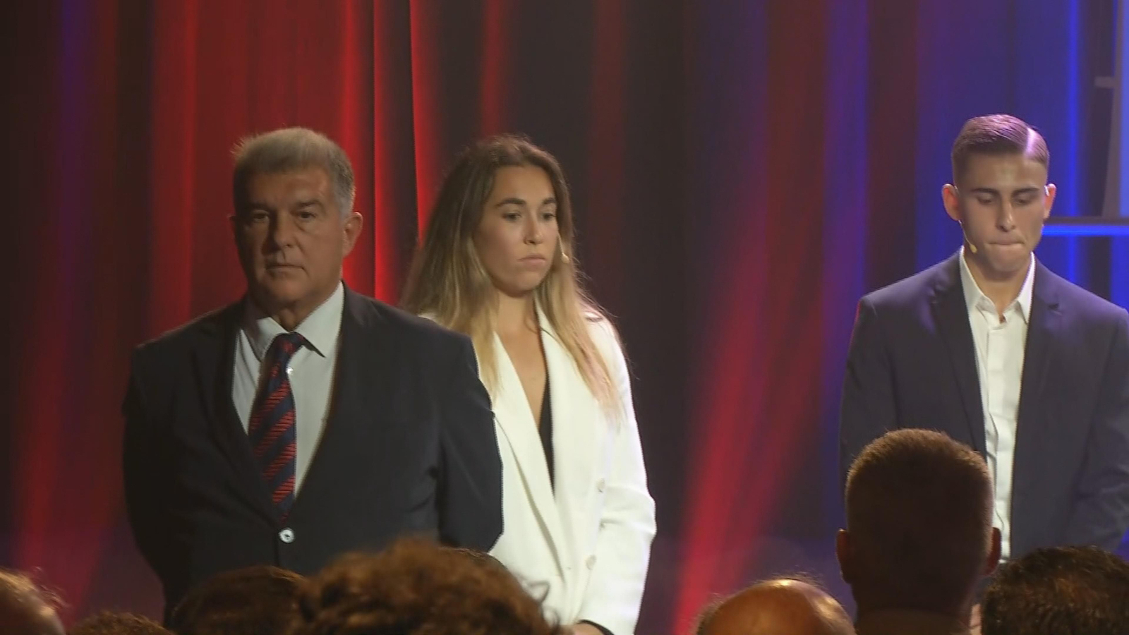 Laporta pide un minuto de silencio por las víctimas de las riadas Laporta pide un minuto de silencio por las víctimas de las riadas