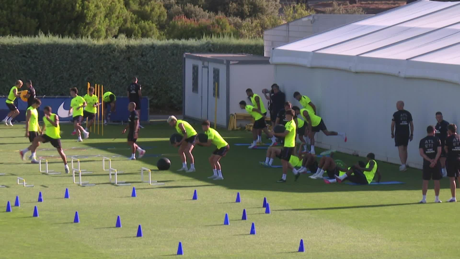 V041-MADRID ENTRENO ATLETICO