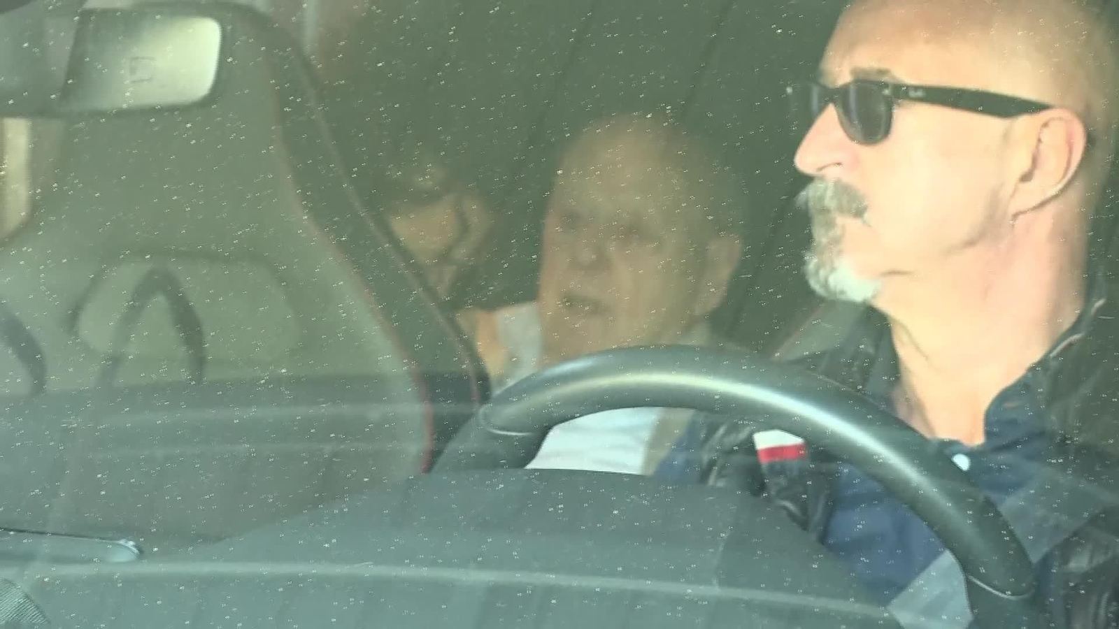 L062-EDI MADRID JORDI PUJOL SE LIBRA