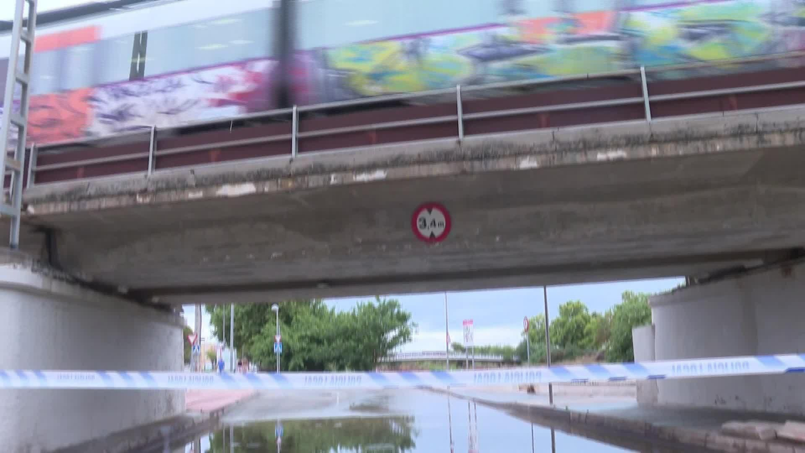 J028-BARCELONA ALERTA DESBORDAMIENTO PANTANO FOIX
