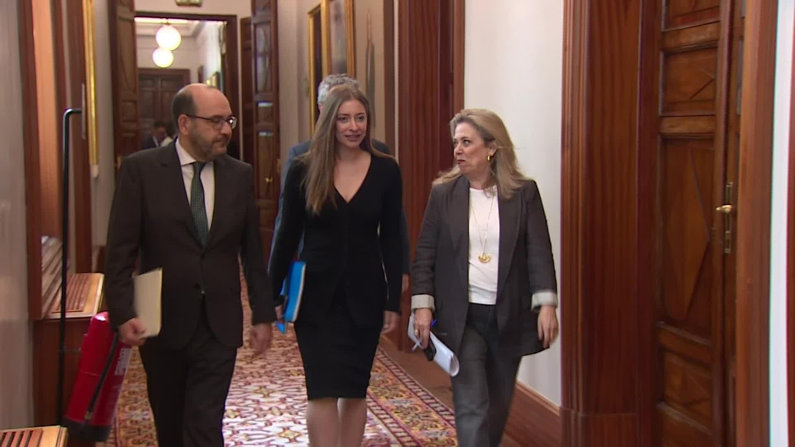 V055-EDI REACCIONES ESTER MUÑOZ Y SOLDADO EN LIBANO