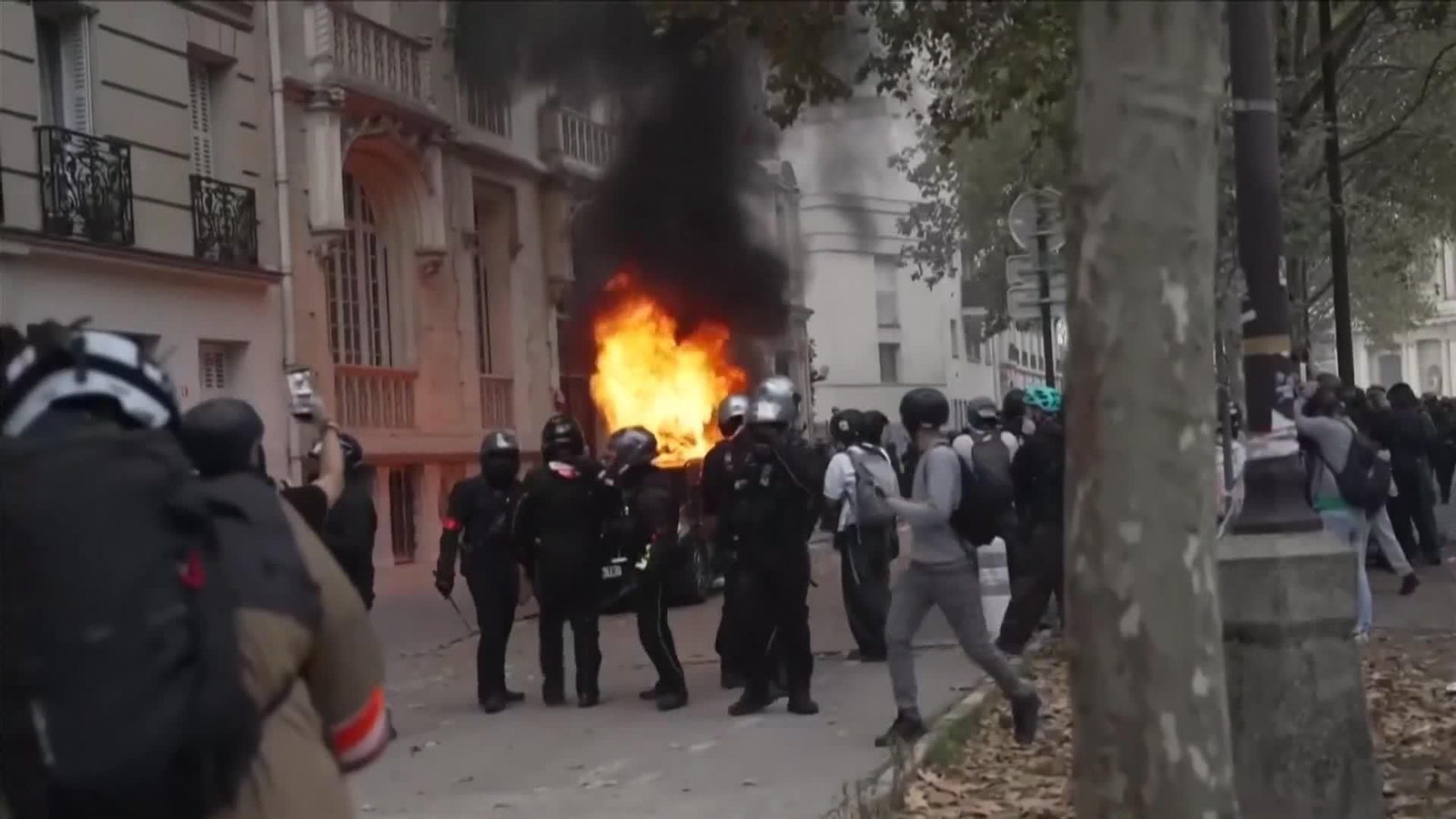 web incidentes paris martes