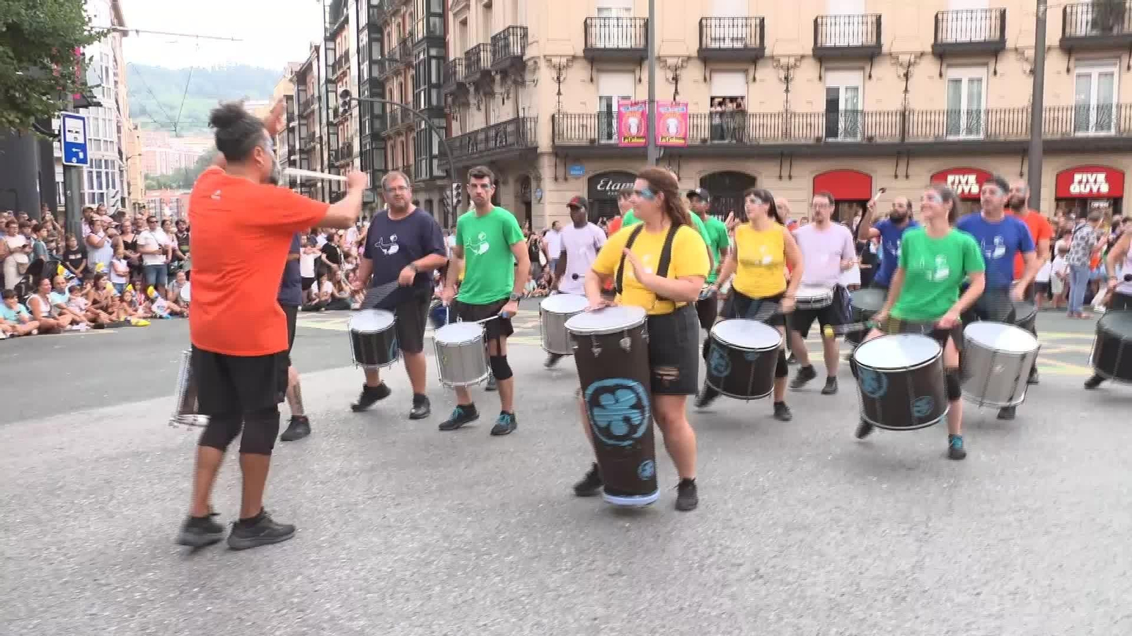 D035-BILBAO SEMANA GRANDE DESFILE DE LA BALLENA