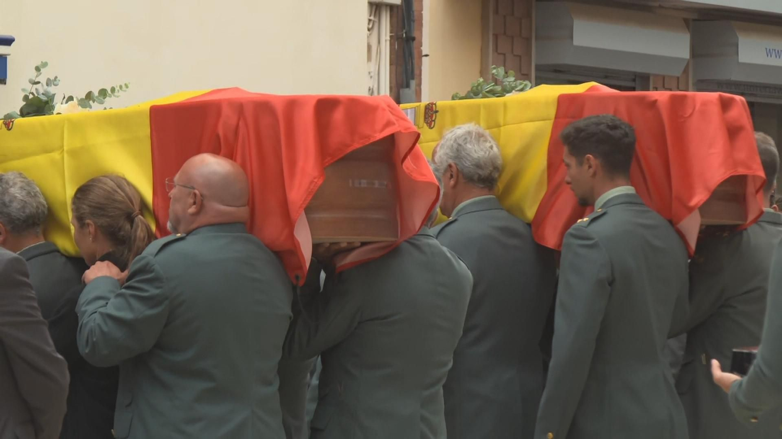 Huelva despide a los dos guardias civiles muertos cuando perseguían una narcolancha