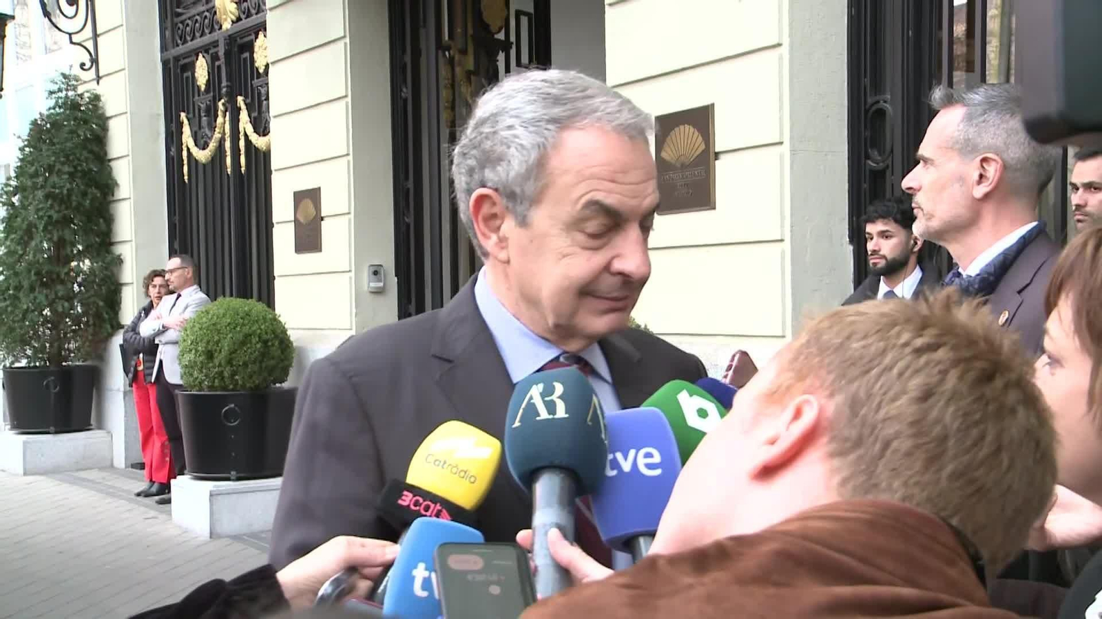 va zp sobre posicion sanchez ante la guerra