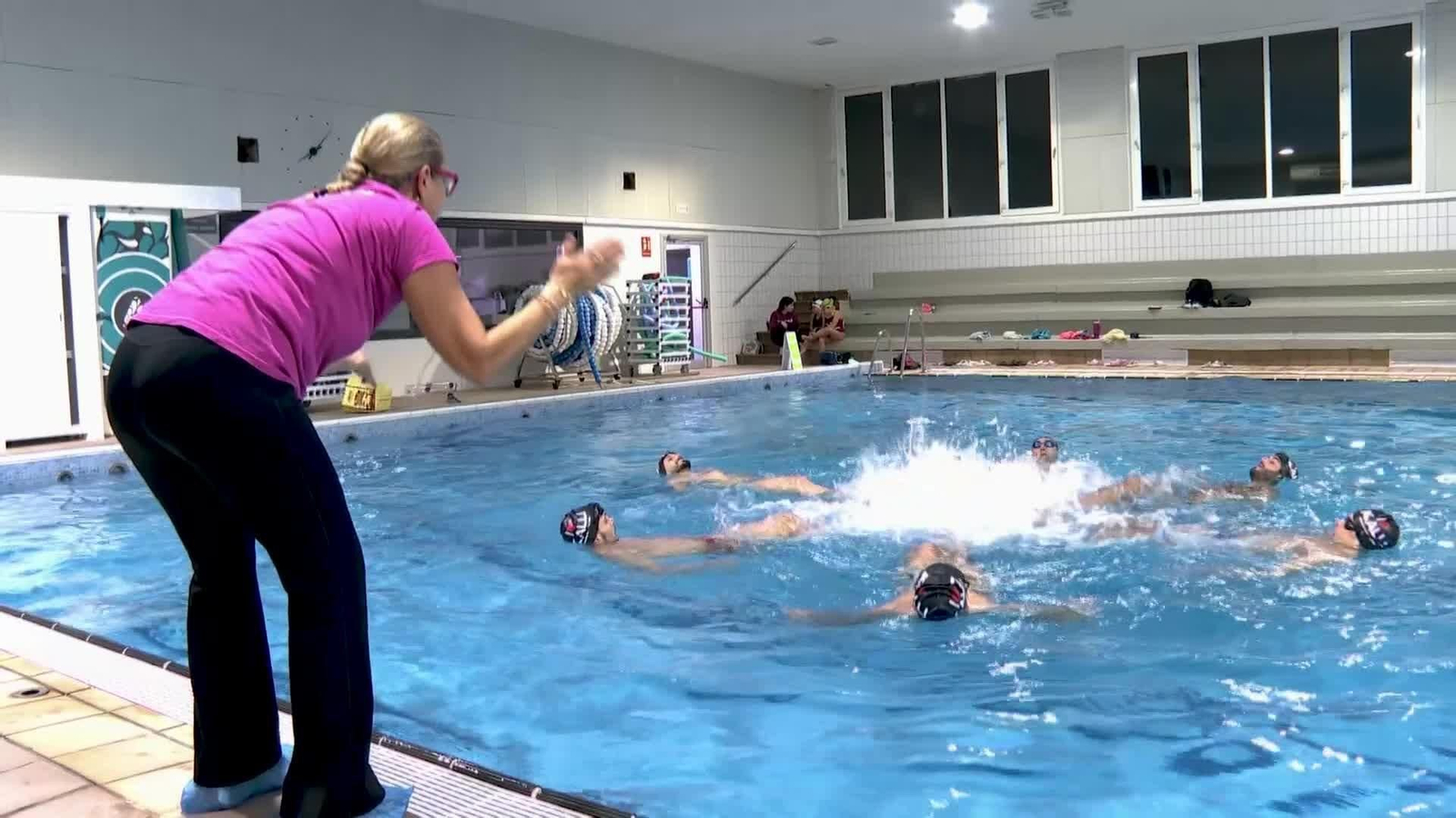 web sincronizada hombres