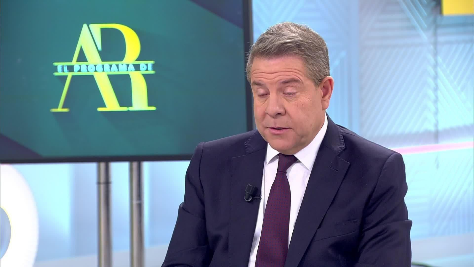 X032-MADRID ENTREVISTA GARCIA PAGE MEDIASET OK