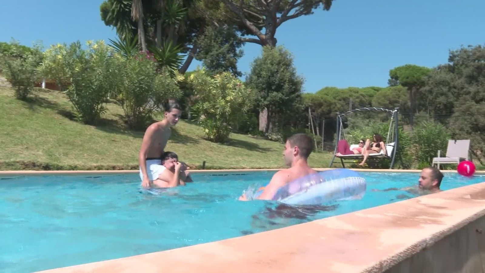 V017-VARIOS ALQUILERES PISCINAS VERANO