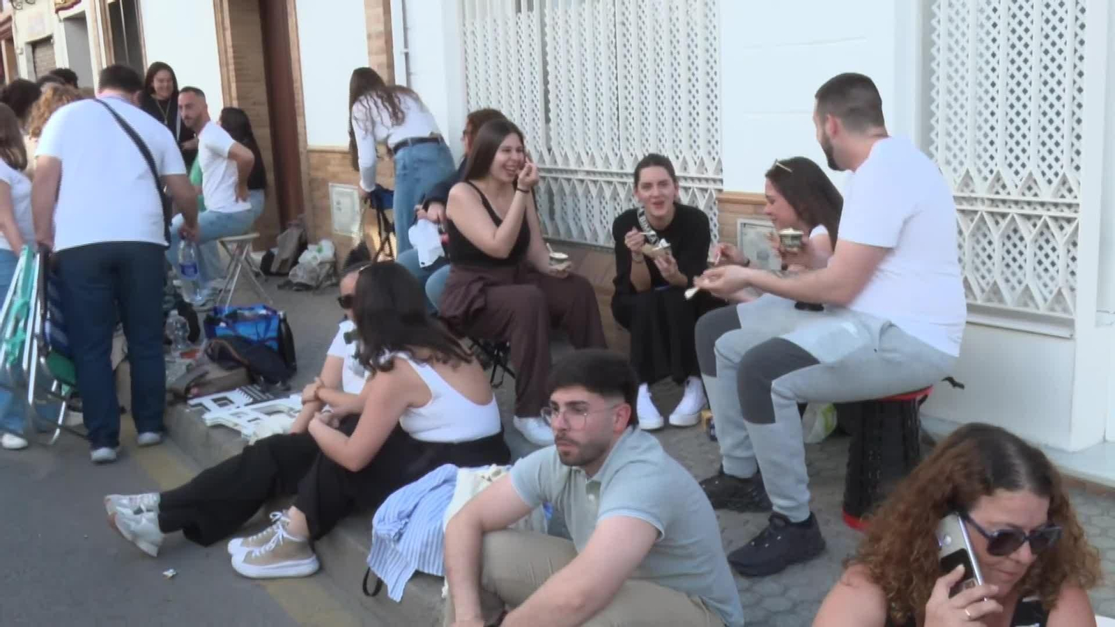 J038-SEVILLA PREPARATIVOS MADRUGA TARDE