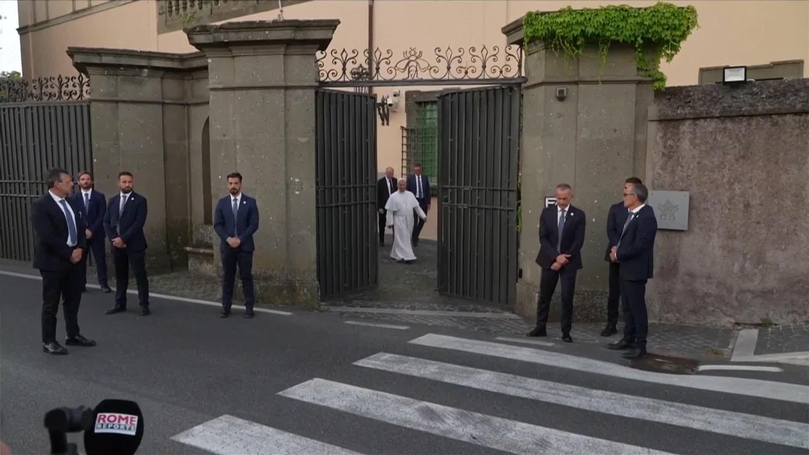 X007-ITALIA PAPA SOBRE ACUERDO EEUU E IRAN