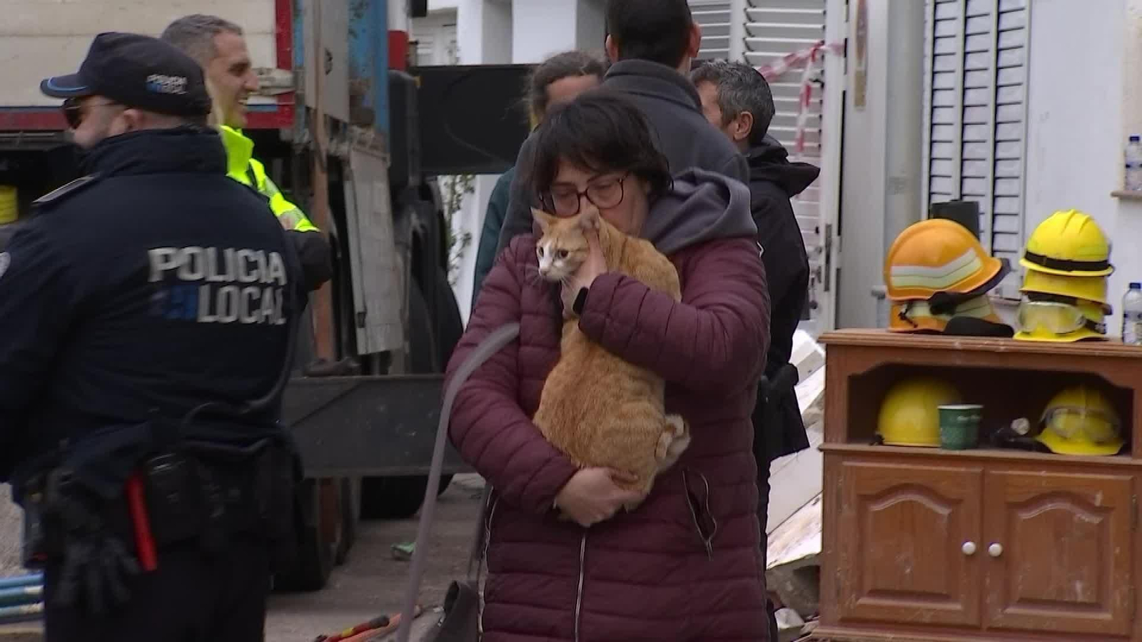 M082-MENORCA DERRUMBE ROCA TARDE