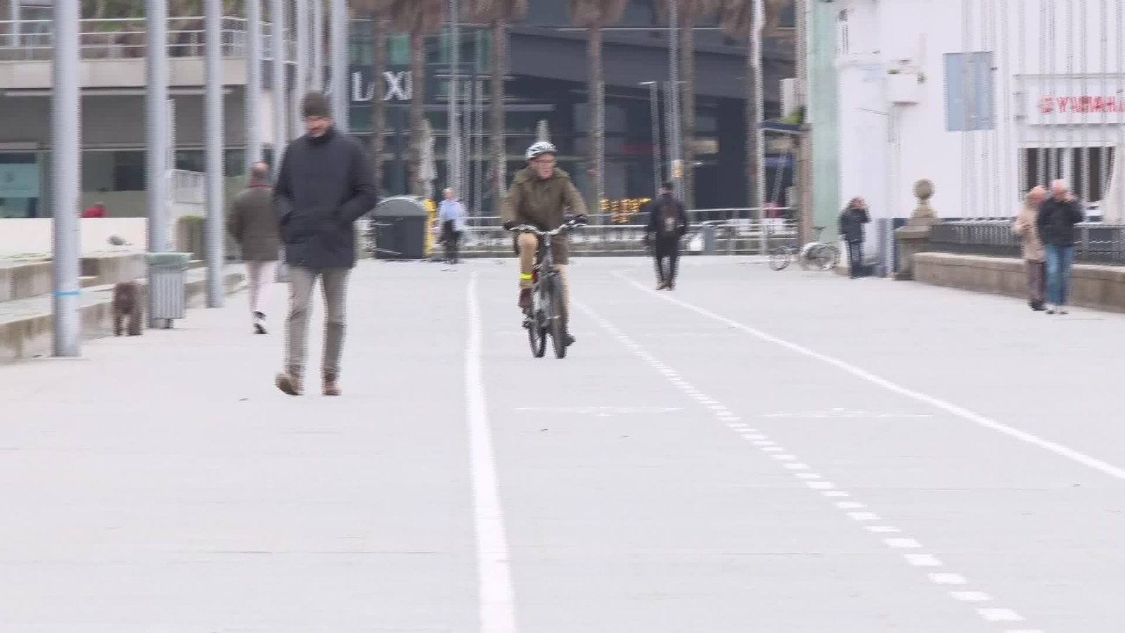 V030-VARIOS BUEN TIEMPO Y CALOR