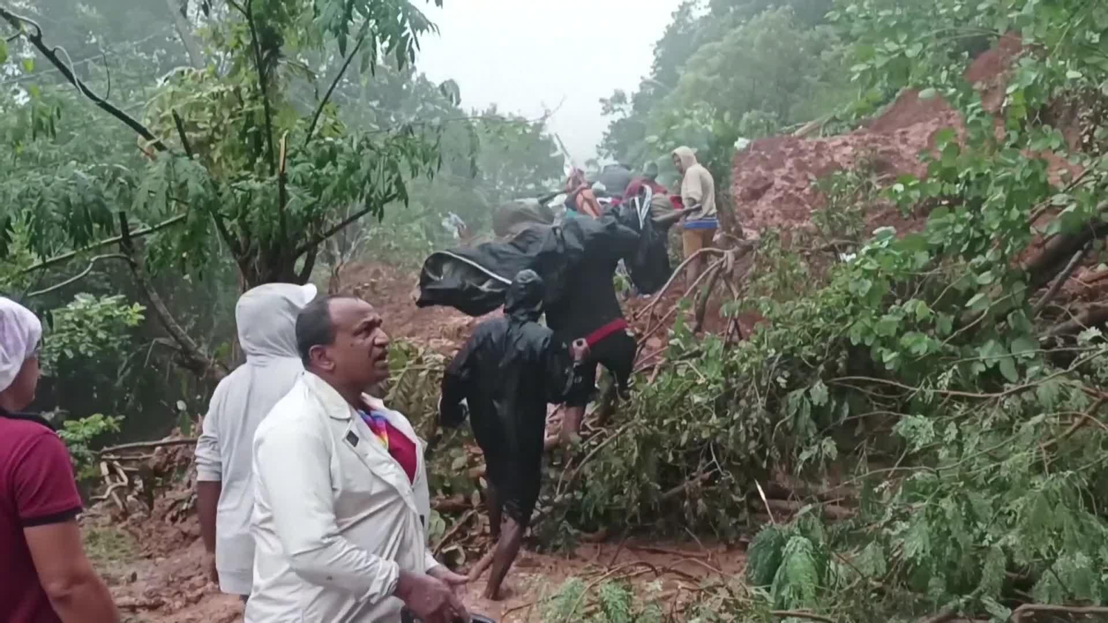 S004-SRI LANKA DAÑOS CICLON DITWAH