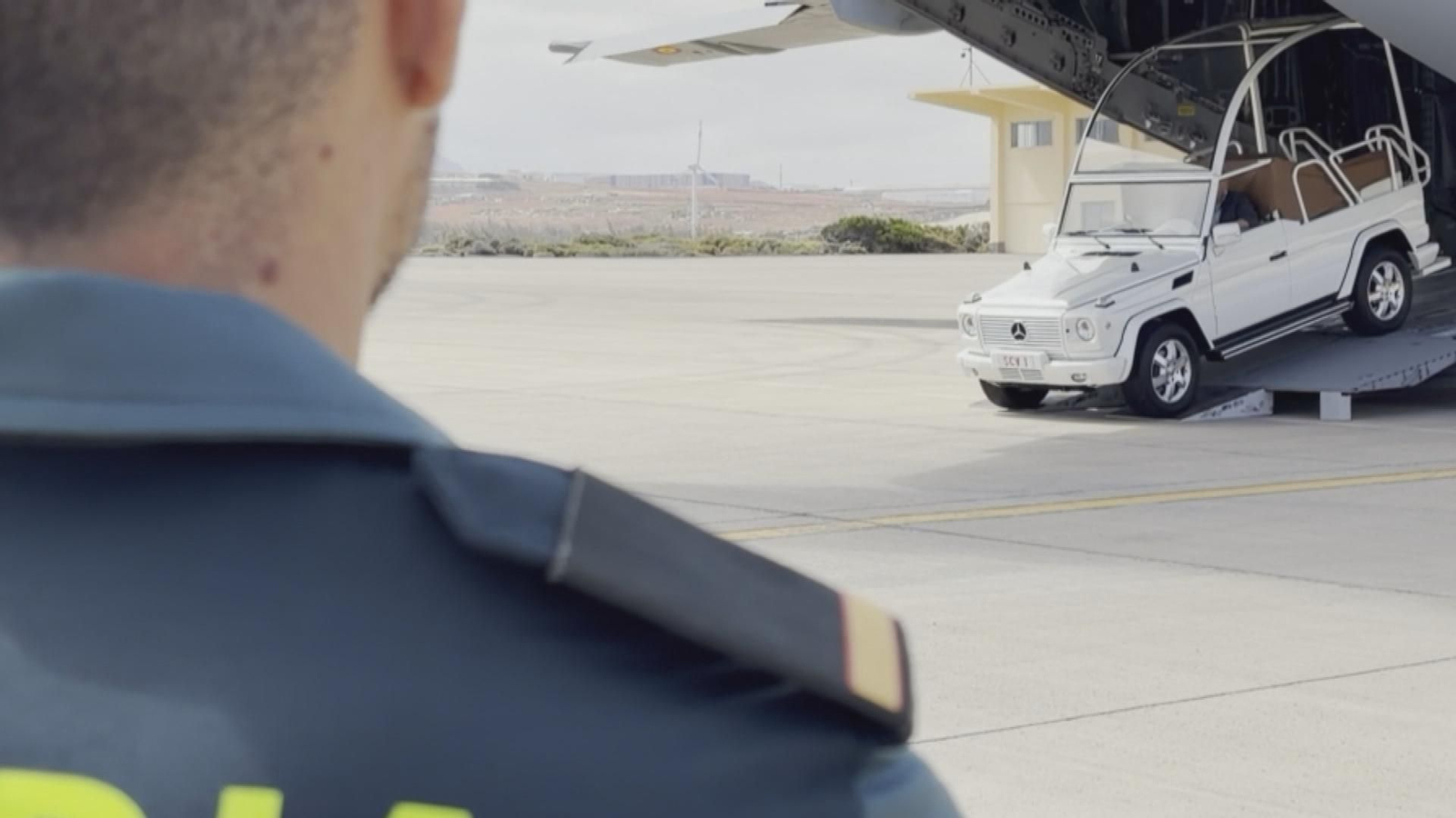 Papamóvil llegando a Gran Canaria