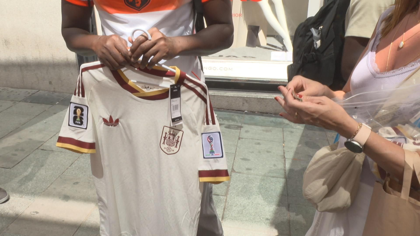 camiseta blanca españa
