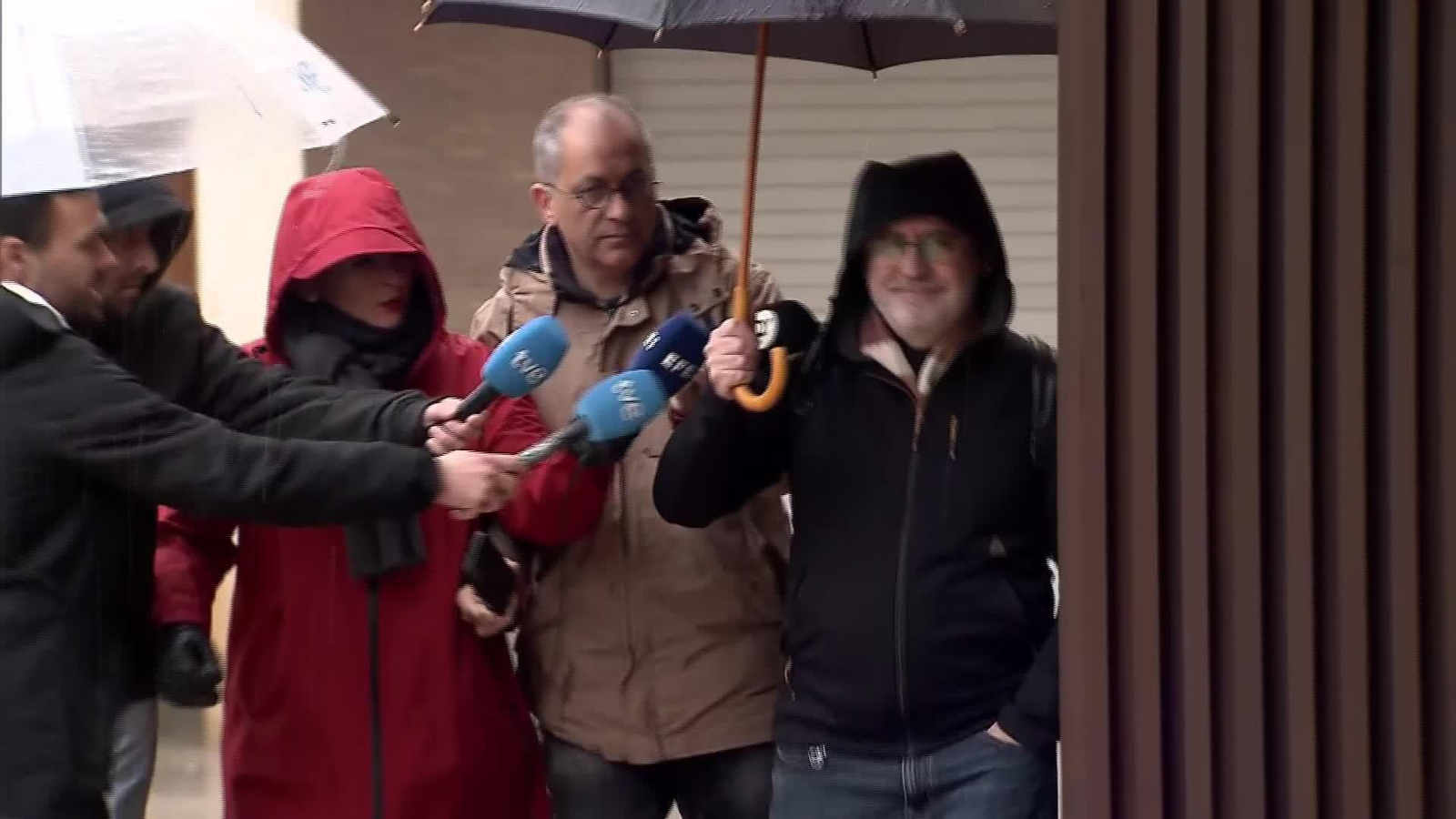 X032-VALENCIA JORGE SUAREZ ACUDE A DECLARAR CATARROJA