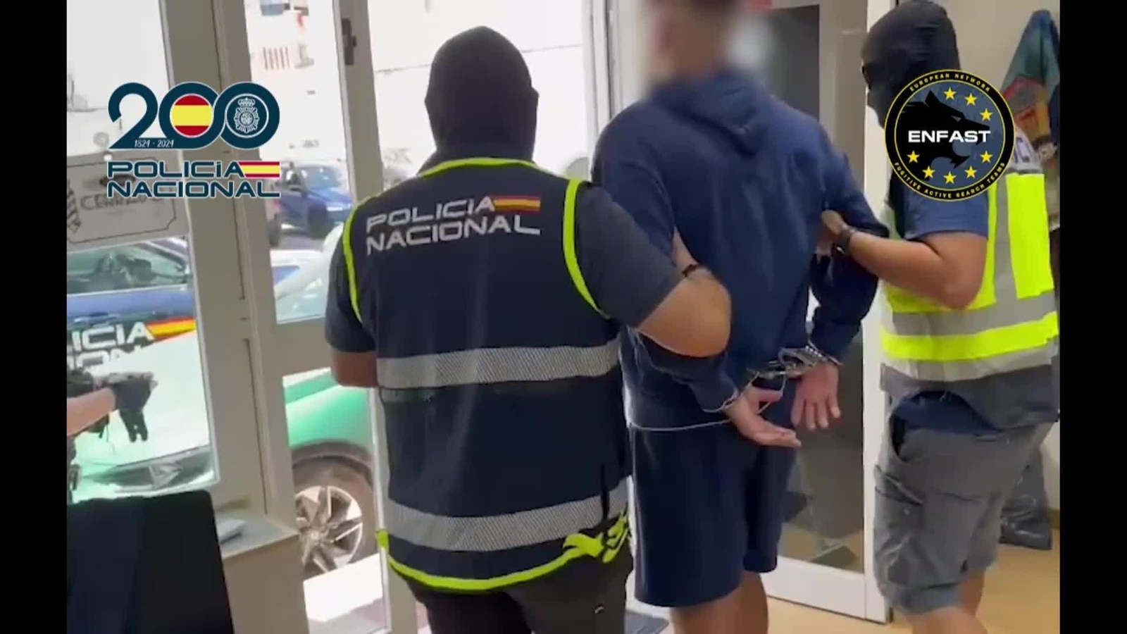J038-IMAGENES POLICIA DETENCION FUGITIVOS FRANCIA Y CANADA