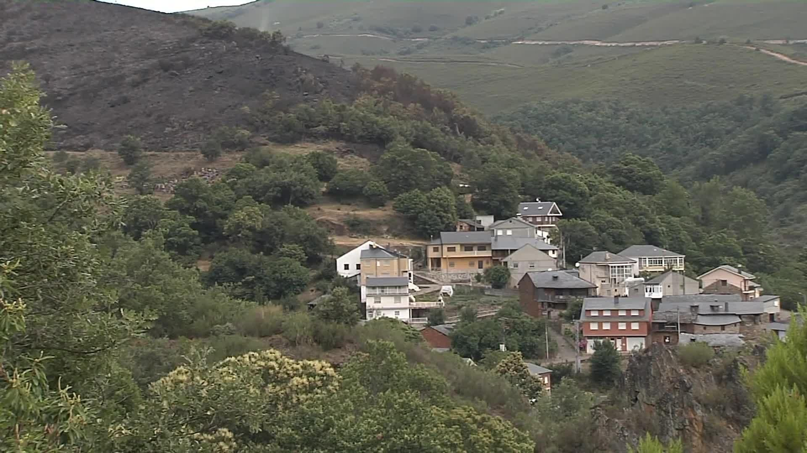 D024-LEÓN INCENDIO FORESTAL EL BIERZO