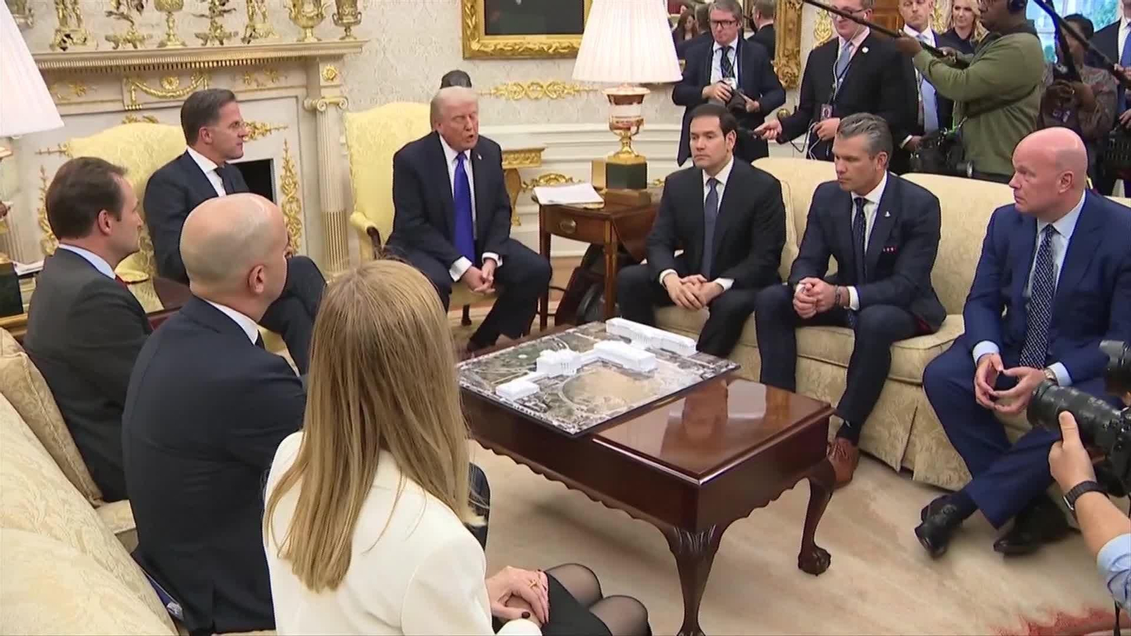 J008-EEUU TRUMP SOBRE ACCIONES CONTRA COLOMBIA