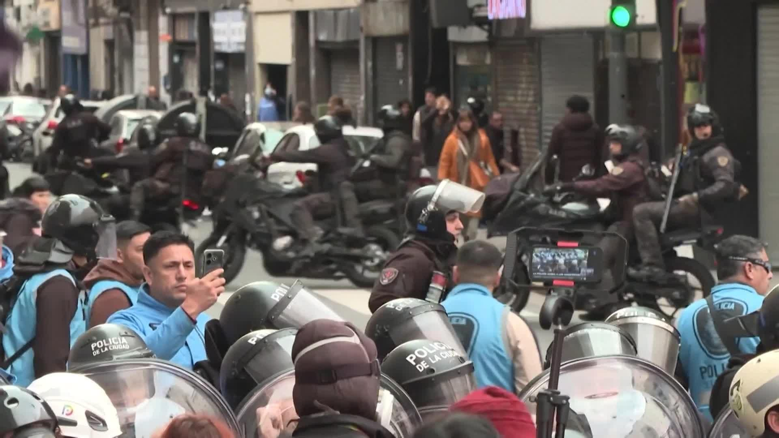 J007-ARGENTINA PROTESTAS JUBILADOS