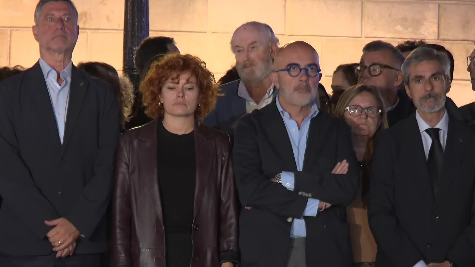 X097-VARIOS MINUTO SILENCIO ACCIDENTE TRENES URDA