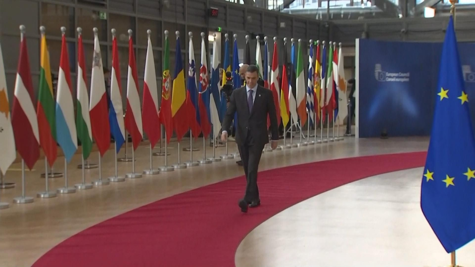 J012 BRUSELAS LLEGADA SANCHEZ CONSEJO EUROPEO frame 10808