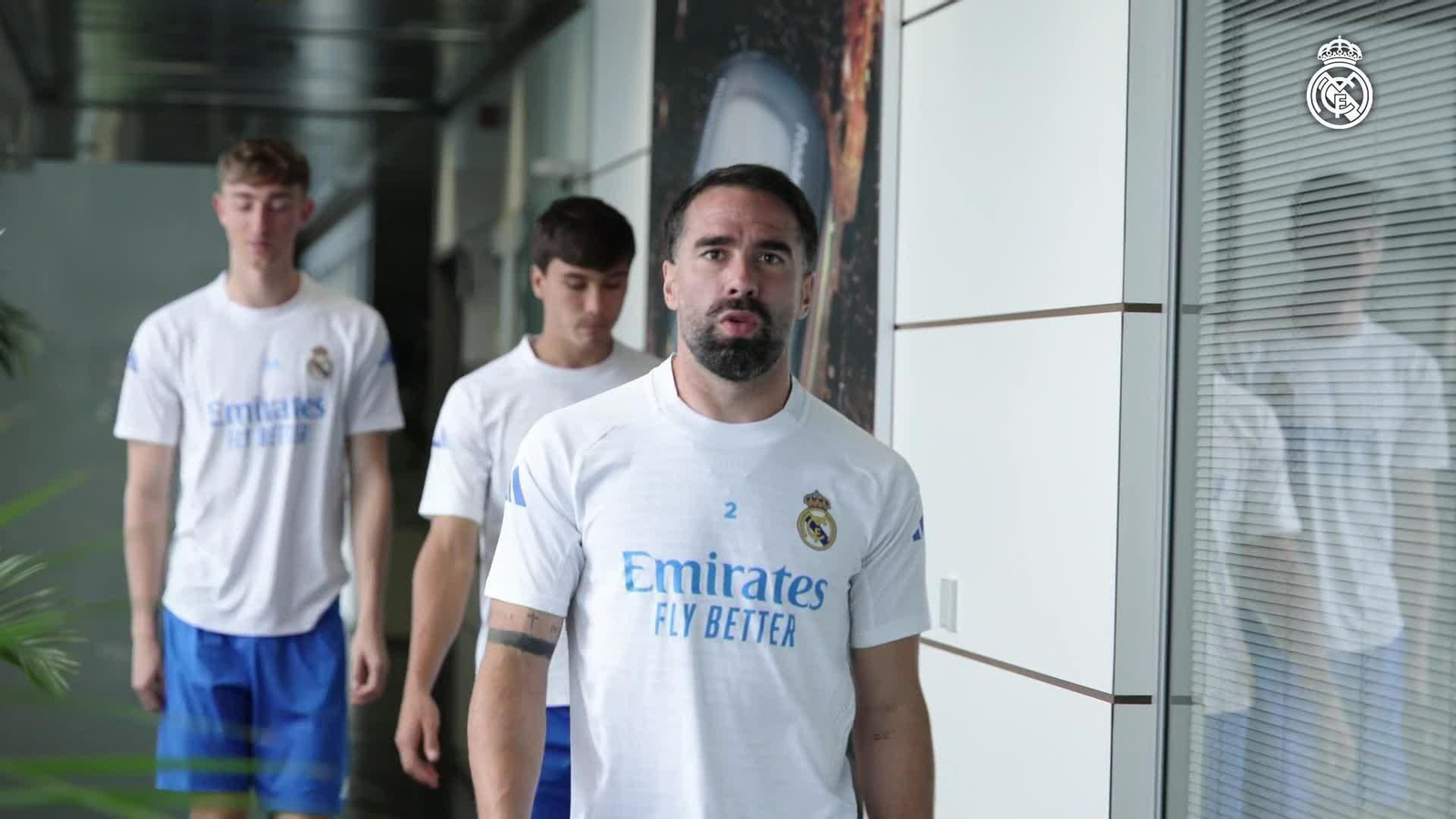 M059-MADRID ENTRADA A CHARLA REAL MADRID