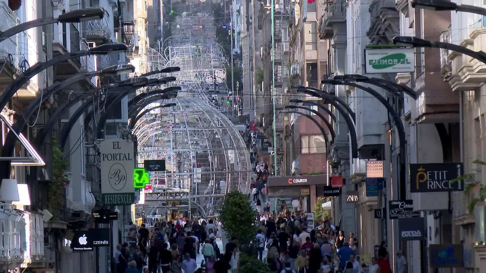 J090-VIGO PREPARATIVOS NAVIDAD