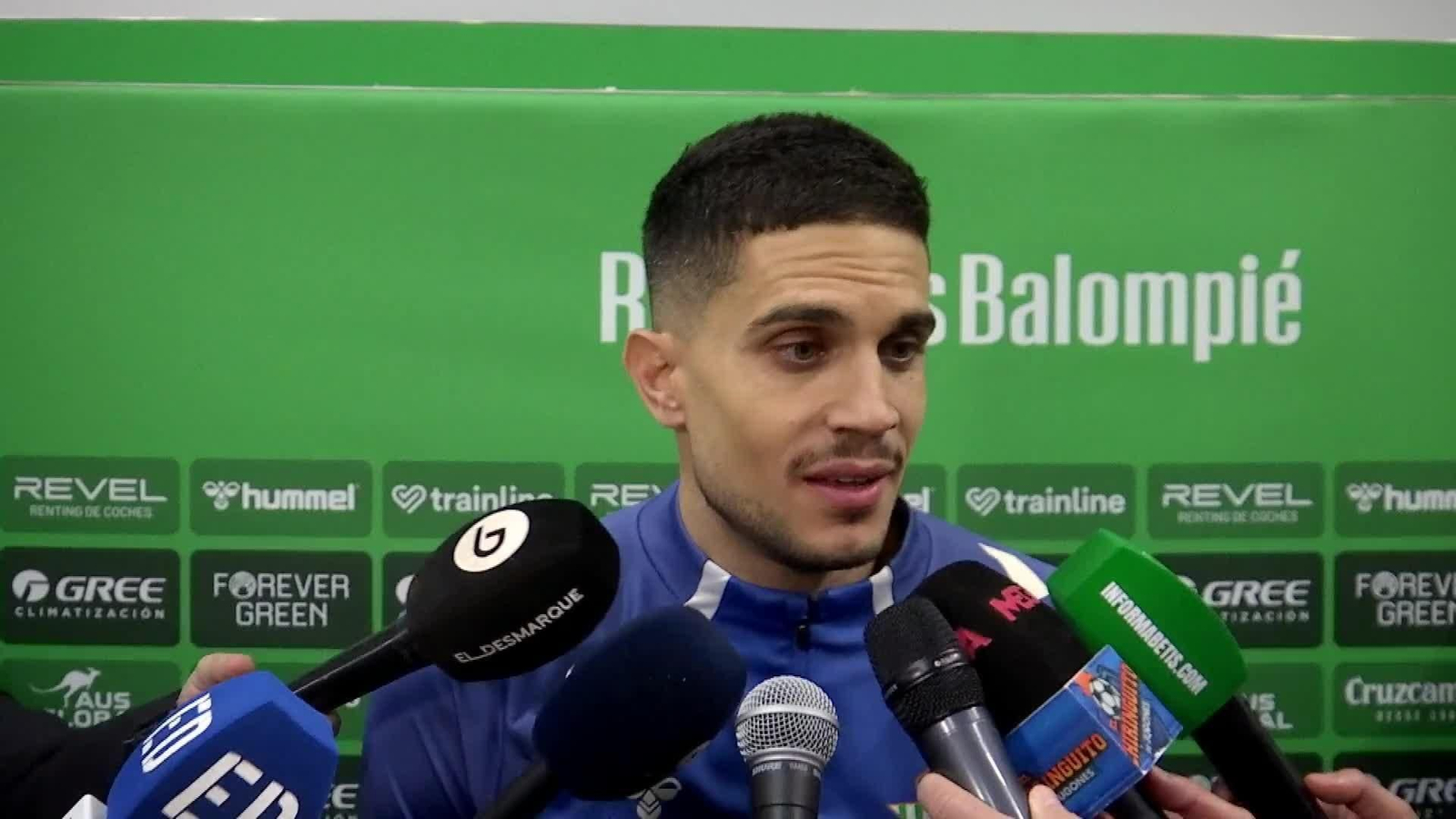 L011-SEVILLA ZONA MIXTA BETIS VS GETAFE