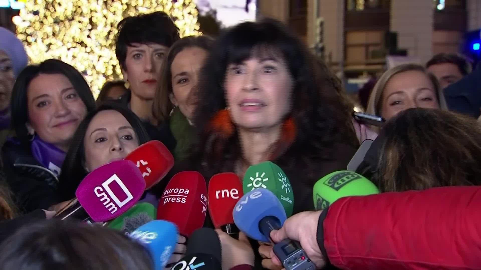M056-MADRID MANIFESTACIÓN 25 PSOE ANA REDONDO