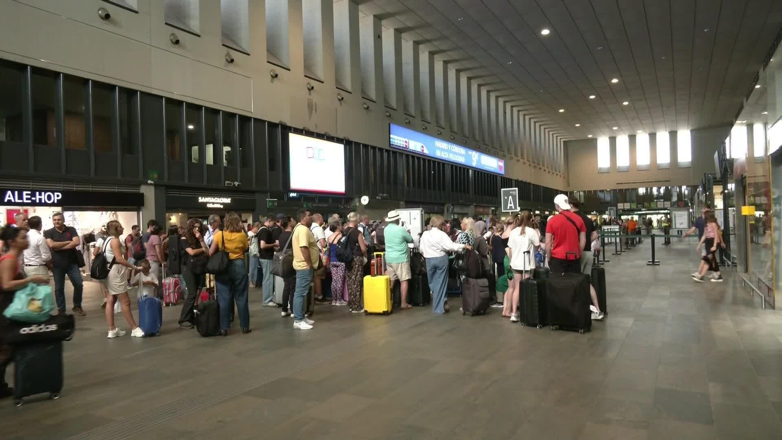 J042-SEVILLA Y MALAGA RETRASOS AVE
