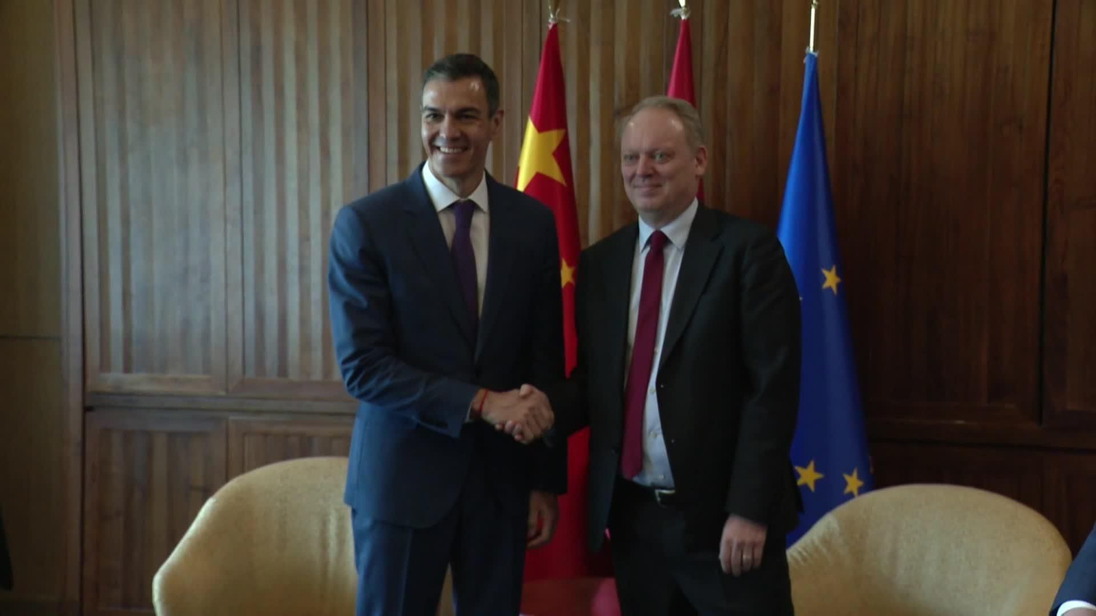 va sanchez con empresarios china