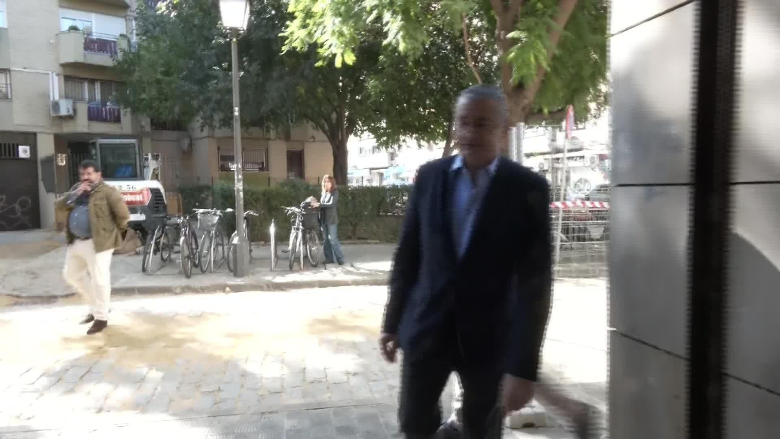 V038-SEVILLA CONSEJERO SANIDAD