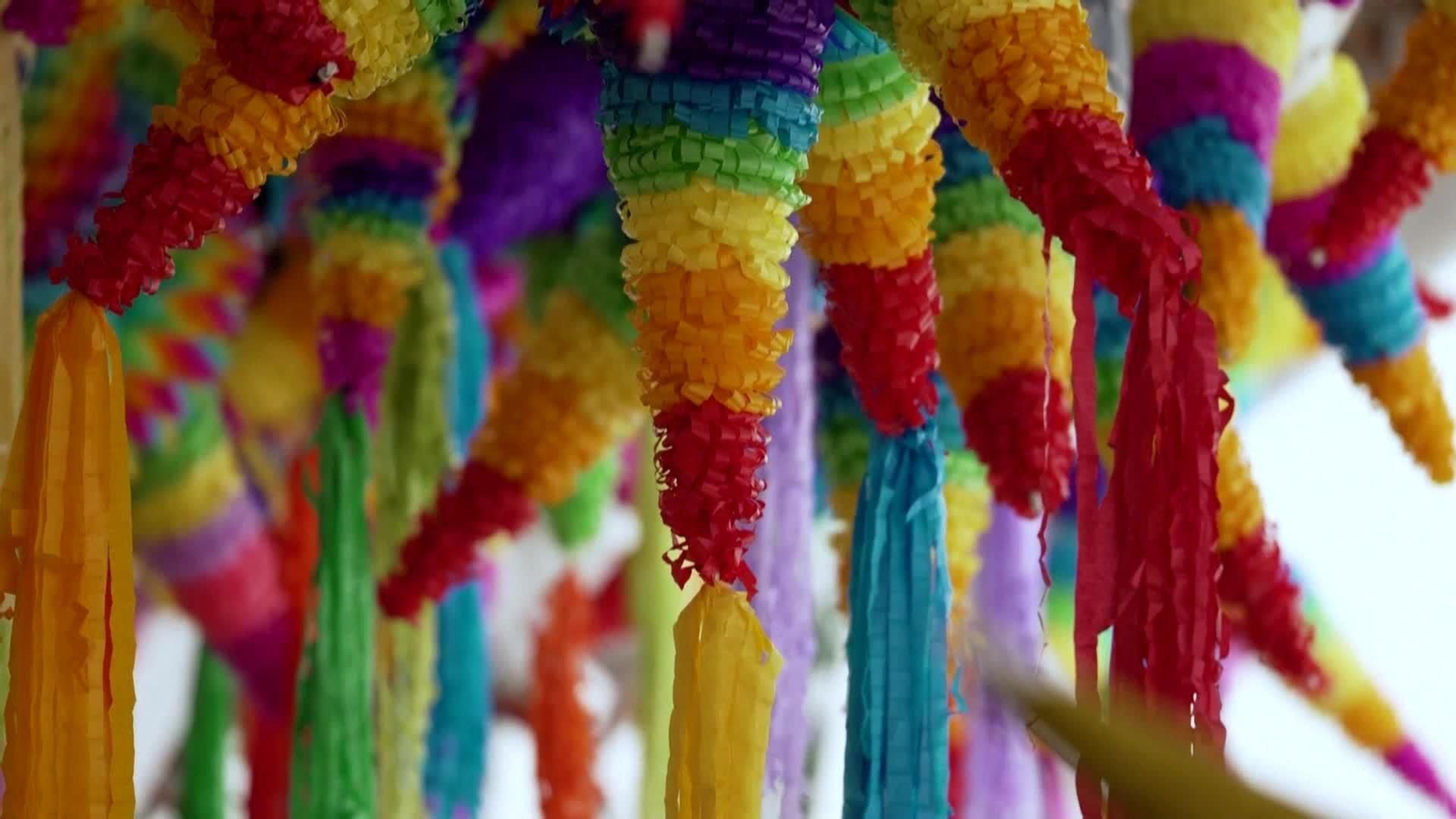 va piñatas mexico