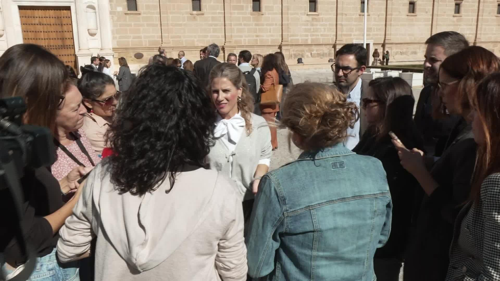 X038-SEVILLA MINUTO SILENCIO PARLAMENTO