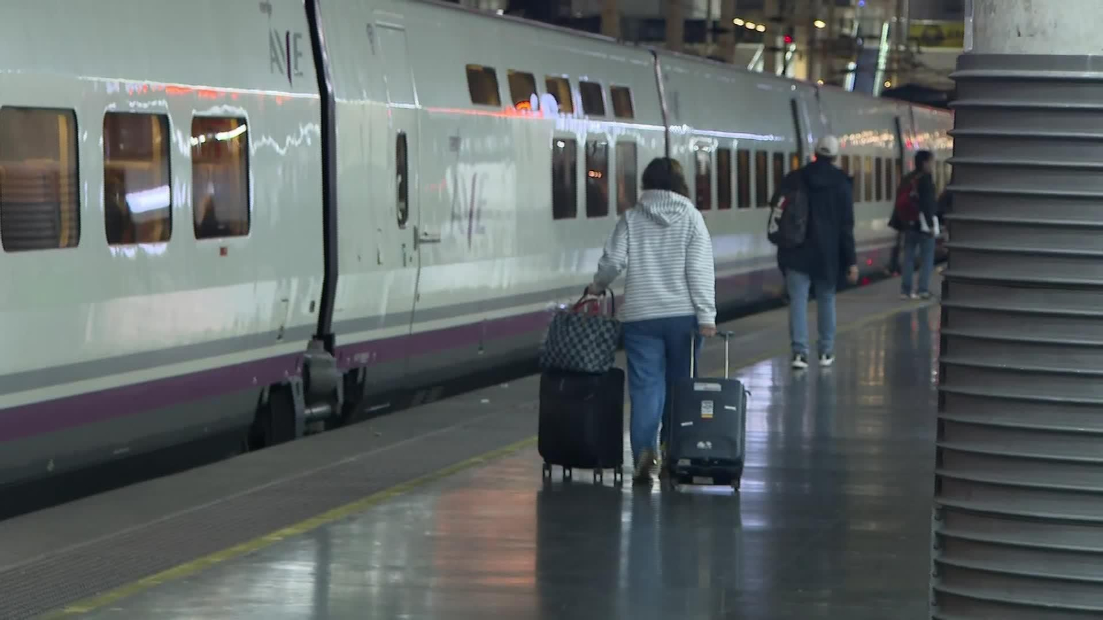 M030-SEVILLA REANUDACION SERVICIO TRENES ANDALUCIA